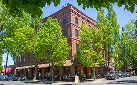 Mcmenamins Hotel Oregon